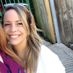 Meet your Posher, Alealexandra